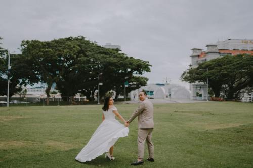 fullerton-cavenagh-bridge-prewedding-lovely-audi-118