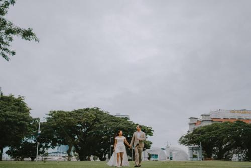 fullerton-cavenagh-bridge-prewedding-lovely-audi-123